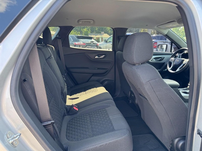 Chevrolet Blazer Vehicle Full-screen Gallery Image 10