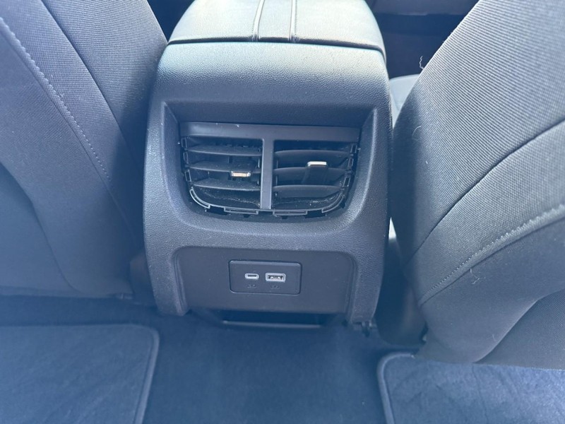 Chevrolet Blazer Vehicle Full-screen Gallery Image 16