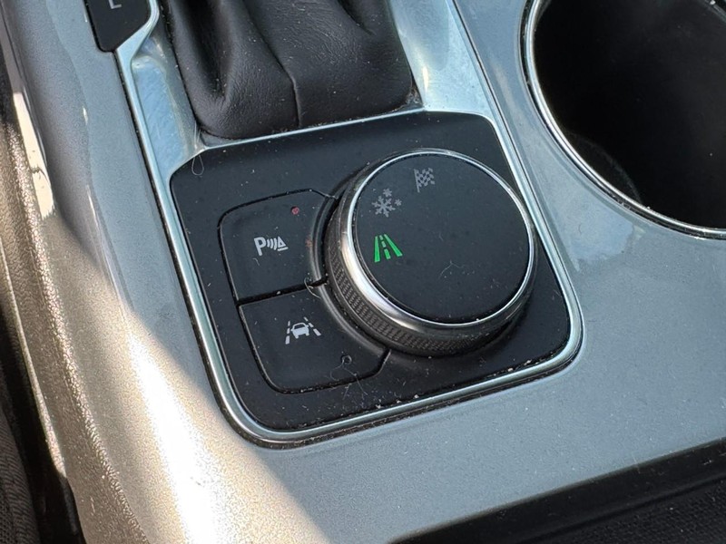 Chevrolet Blazer Vehicle Full-screen Gallery Image 25