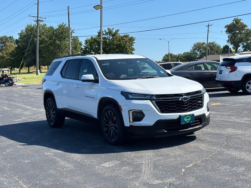 Chevrolet Traverse Vehicle Full-screen Gallery Image 7