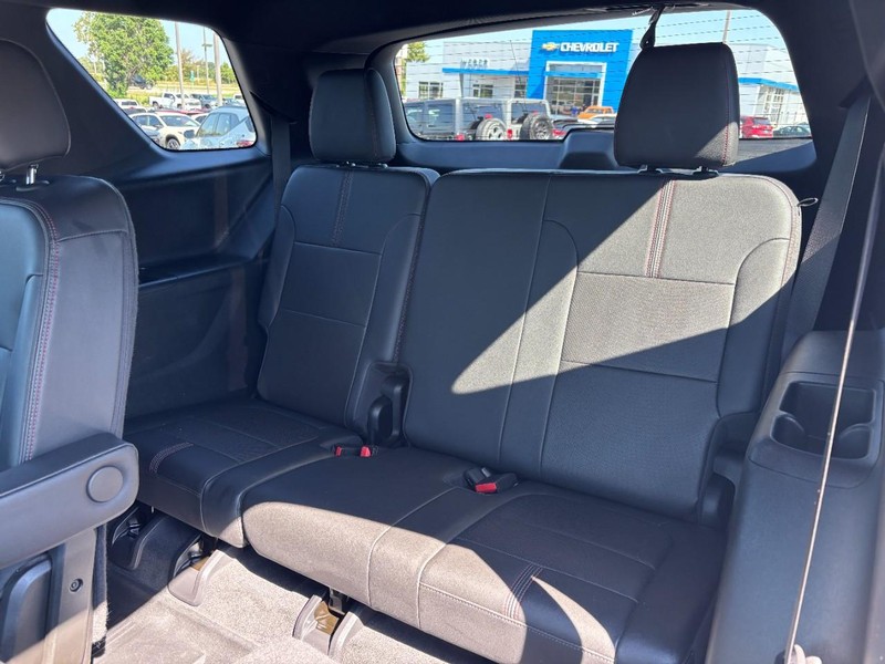 Chevrolet Traverse Vehicle Full-screen Gallery Image 10