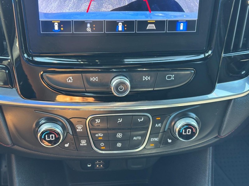 Chevrolet Traverse Vehicle Full-screen Gallery Image 24