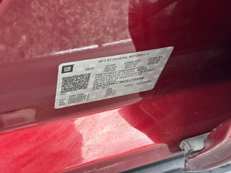 GMC Yukon Vehicle Full-screen Gallery Image 25