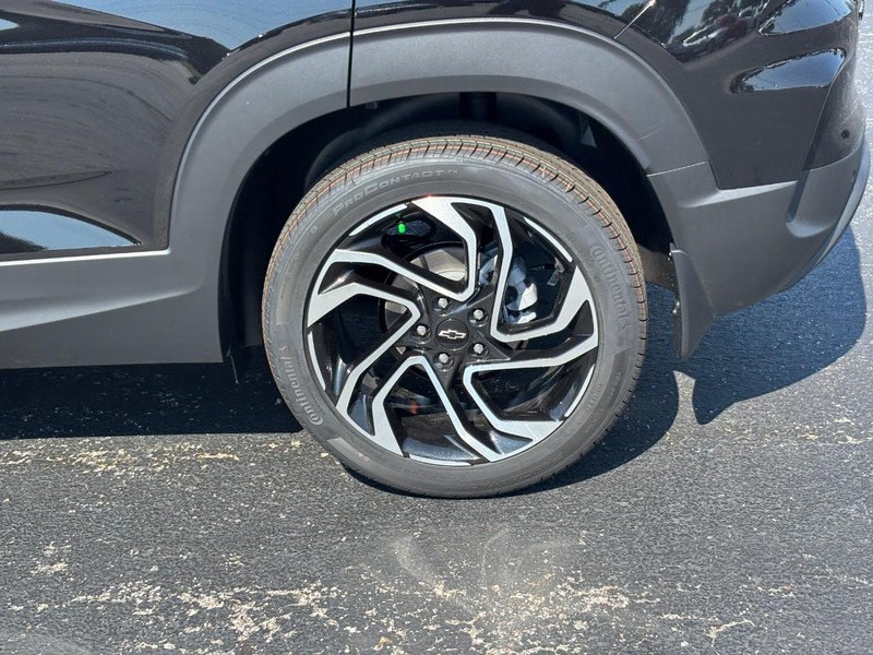 Chevrolet TrailBlazer Vehicle Full-screen Gallery Image 4