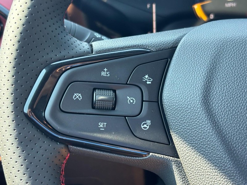 Chevrolet TrailBlazer Vehicle Full-screen Gallery Image 12
