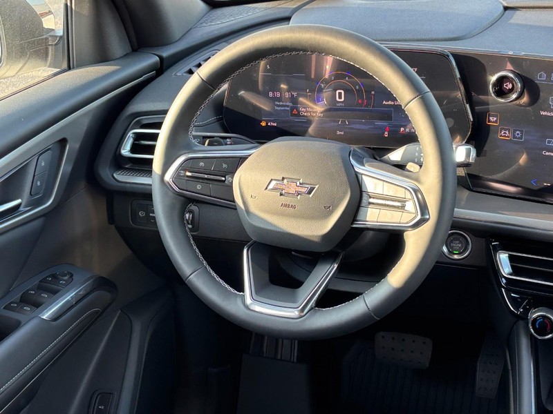 Chevrolet Traverse Vehicle Full-screen Gallery Image 8