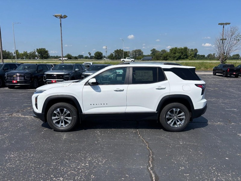 Chevrolet Equinox Vehicle Full-screen Gallery Image 2