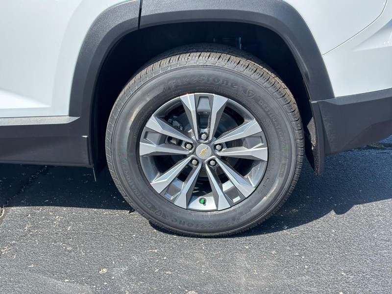 Chevrolet Equinox Vehicle Full-screen Gallery Image 4