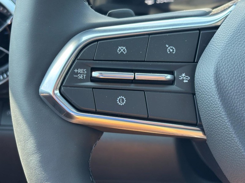 Chevrolet Equinox Vehicle Full-screen Gallery Image 12