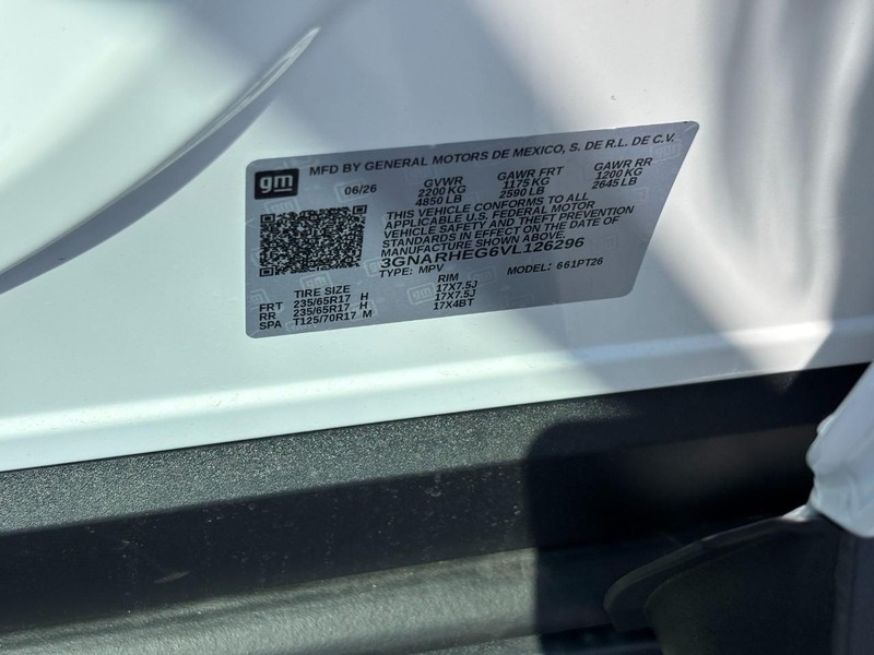 Chevrolet Equinox Vehicle Full-screen Gallery Image 19