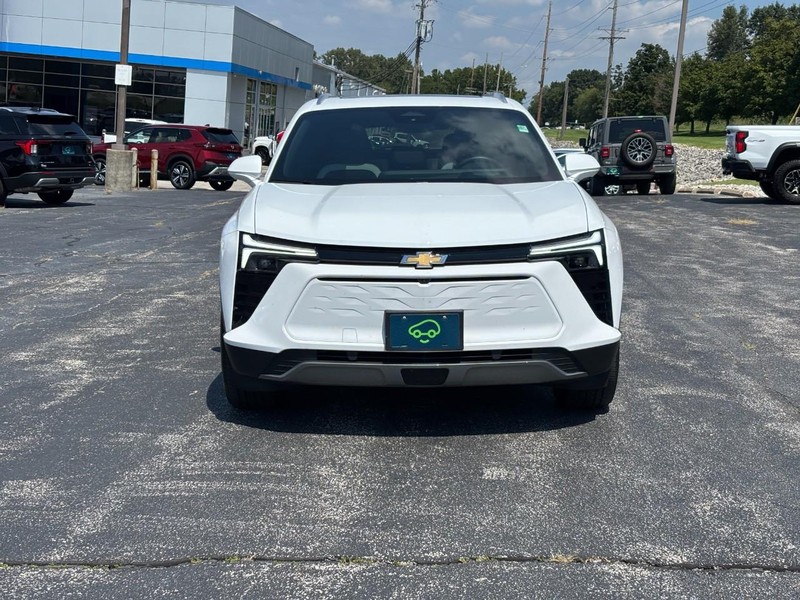Chevrolet Blazer EV Vehicle Full-screen Gallery Image 8