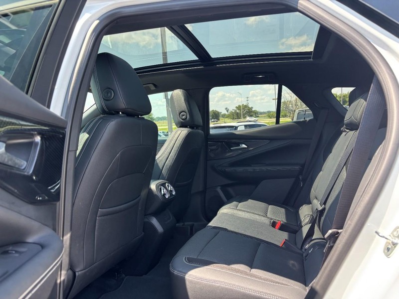 Chevrolet Blazer EV Vehicle Full-screen Gallery Image 10