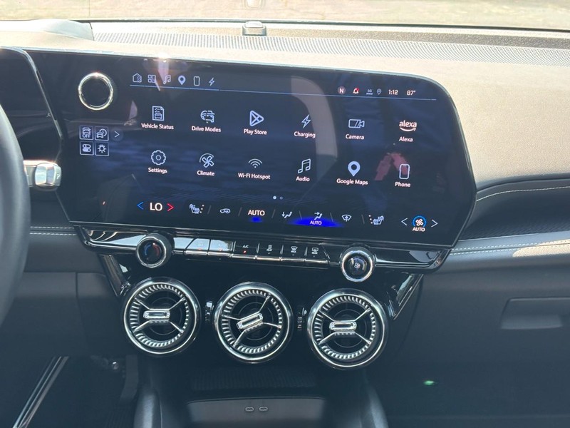 Chevrolet Blazer EV Vehicle Full-screen Gallery Image 13