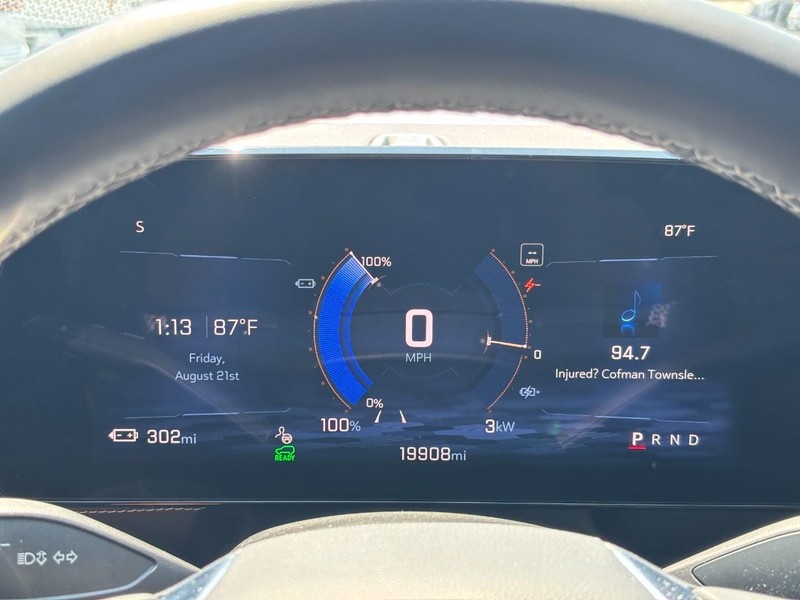 Chevrolet Blazer EV Vehicle Full-screen Gallery Image 19