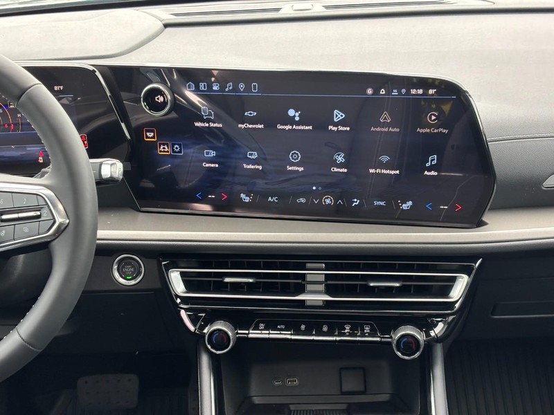 Chevrolet Traverse Vehicle Full-screen Gallery Image 9