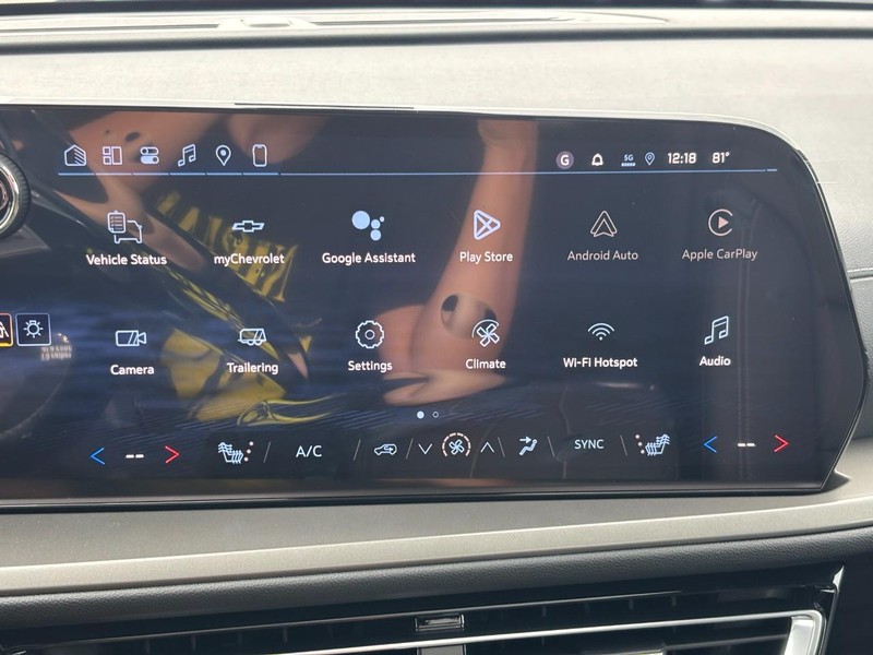 Chevrolet Traverse Vehicle Full-screen Gallery Image 16