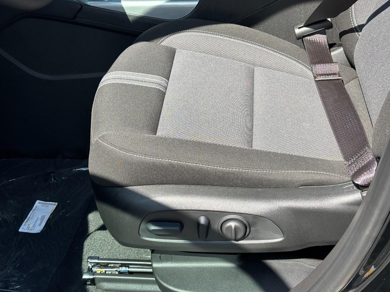 Chevrolet Blazer Vehicle Full-screen Gallery Image 9