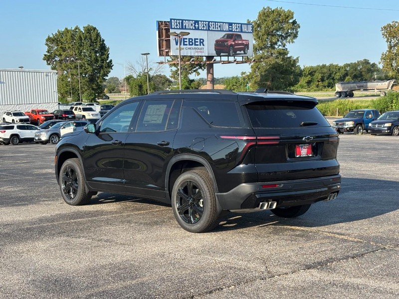 Chevrolet Traverse Vehicle Full-screen Gallery Image 3