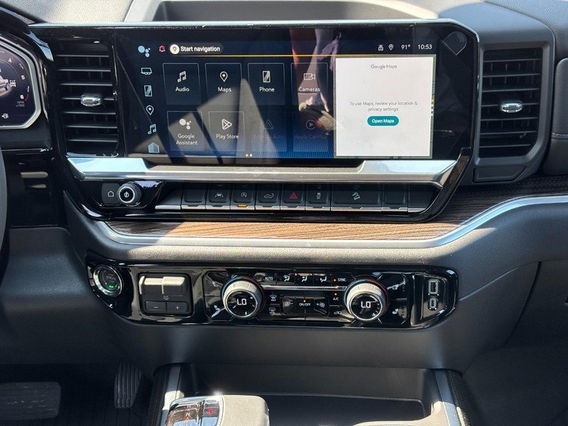 Chevrolet Silverado 1500 Vehicle Full-screen Gallery Image 8