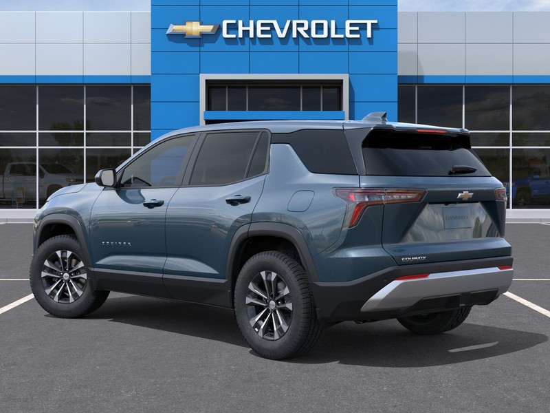 Chevrolet Equinox Vehicle Full-screen Gallery Image 3