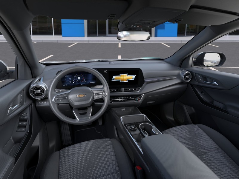 Chevrolet Equinox Vehicle Full-screen Gallery Image 15