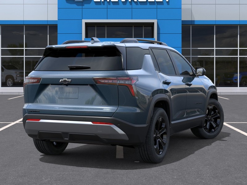 Chevrolet Equinox Vehicle Full-screen Gallery Image 4
