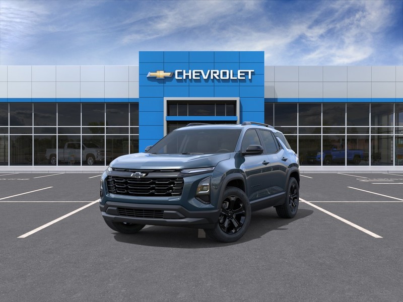 Chevrolet Equinox Vehicle Full-screen Gallery Image 8