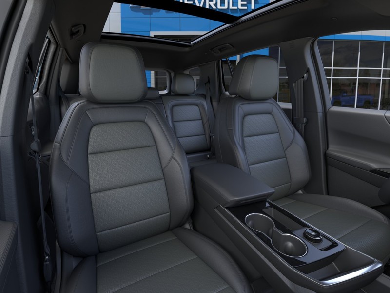 Chevrolet Equinox Vehicle Full-screen Gallery Image 16
