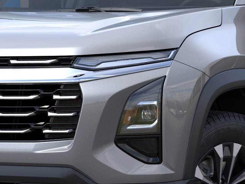Chevrolet Equinox Vehicle Full-screen Gallery Image 10