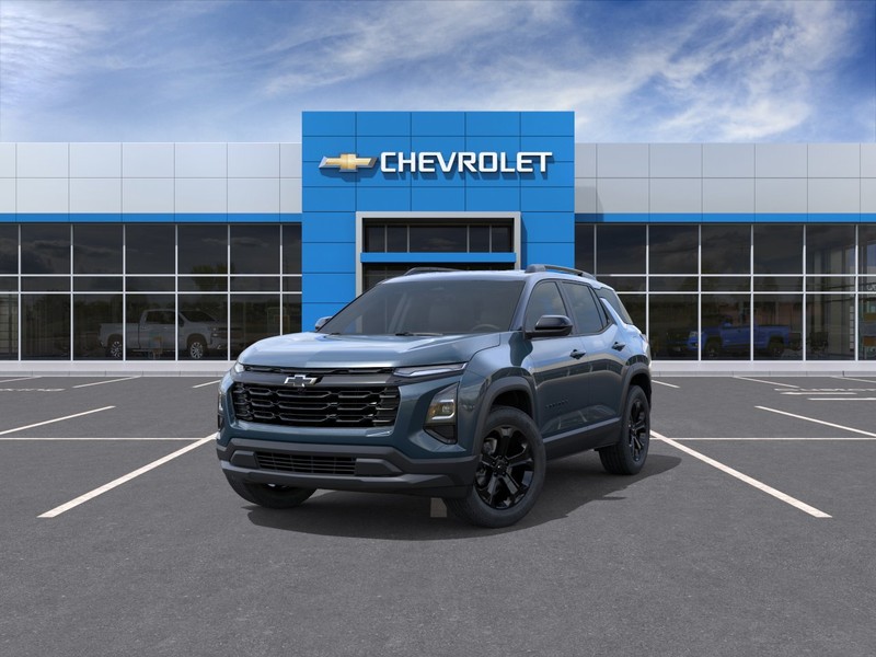 Chevrolet Equinox Vehicle Full-screen Gallery Image 8
