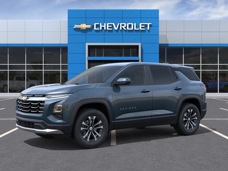 Chevrolet Equinox Vehicle Full-screen Gallery Image 2