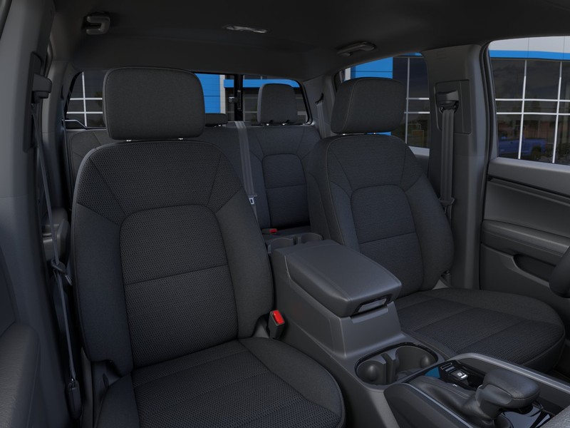Chevrolet Colorado Vehicle Full-screen Gallery Image 16