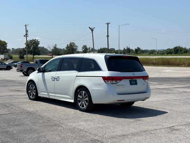 Honda Odyssey Vehicle Full-screen Gallery Image 03