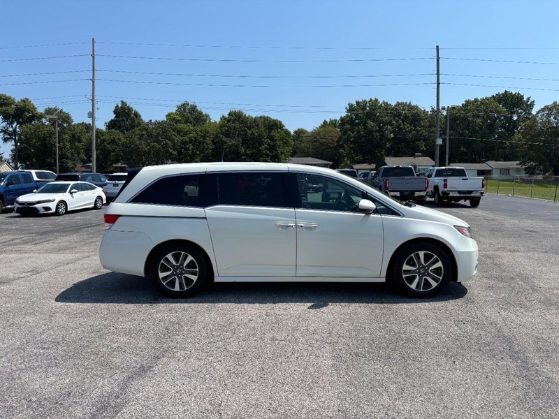 Honda Odyssey Vehicle Full-screen Gallery Image 06