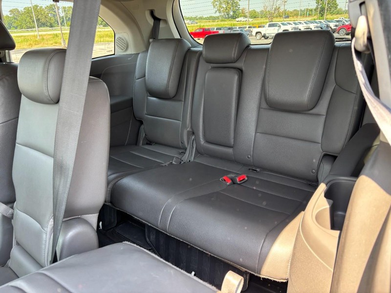 Honda Odyssey Vehicle Full-screen Gallery Image 10