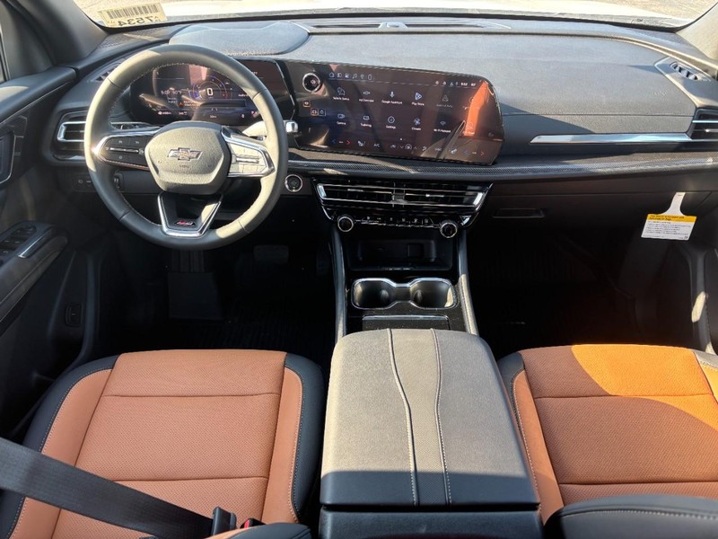 Chevrolet Traverse Vehicle Full-screen Gallery Image 7