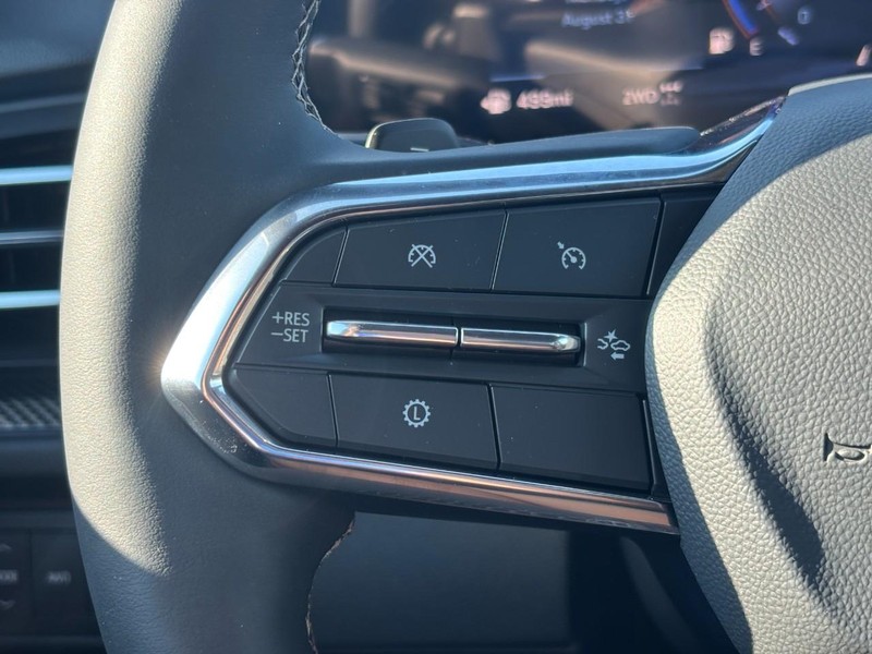 Chevrolet Traverse Vehicle Full-screen Gallery Image 13