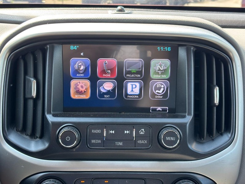 Chevrolet Colorado Vehicle Full-screen Gallery Image 20