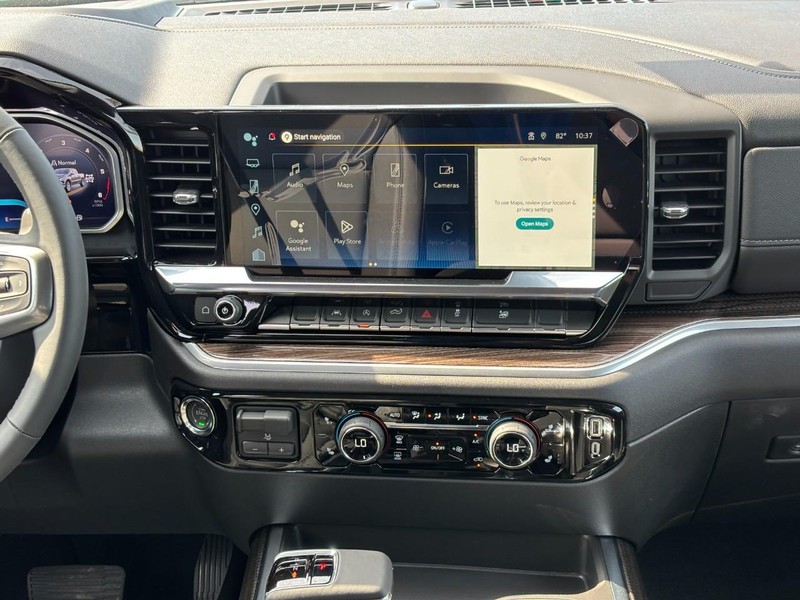 Chevrolet Silverado 1500 Vehicle Full-screen Gallery Image 8