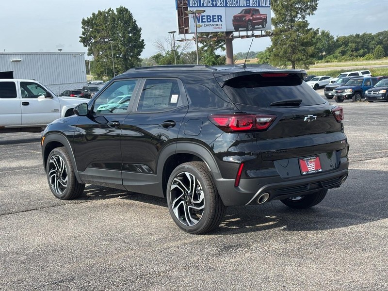Chevrolet TrailBlazer Vehicle Full-screen Gallery Image 3