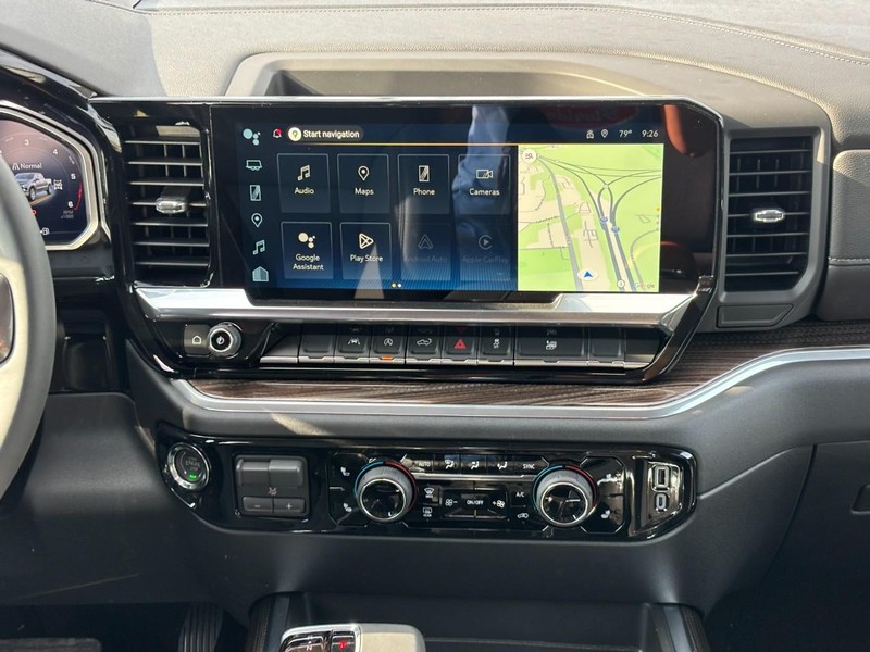 Chevrolet Silverado 1500 Vehicle Full-screen Gallery Image 8