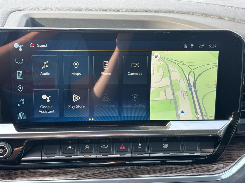 Chevrolet Silverado 1500 Vehicle Full-screen Gallery Image 15
