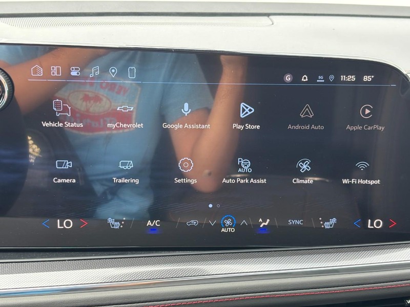 Chevrolet Tahoe Vehicle Full-screen Gallery Image 16