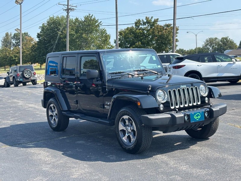Jeep Wrangler Unlimited Vehicle Full-screen Gallery Image 07