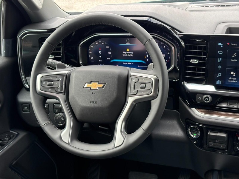Chevrolet Silverado 1500 Vehicle Full-screen Gallery Image 7