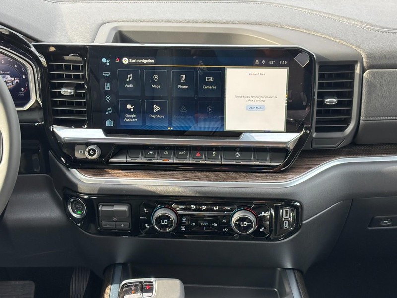 Chevrolet Silverado 1500 Vehicle Full-screen Gallery Image 8