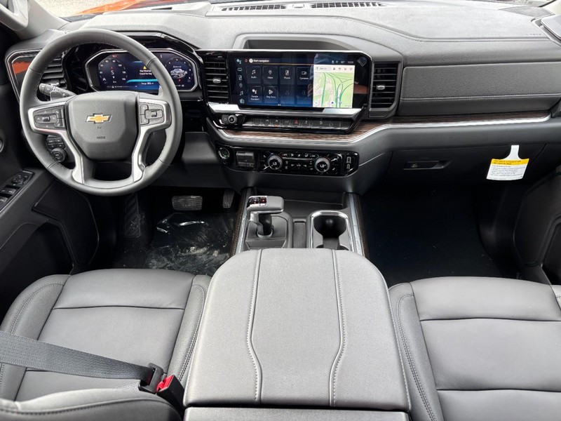 Chevrolet Silverado 1500 Vehicle Full-screen Gallery Image 6