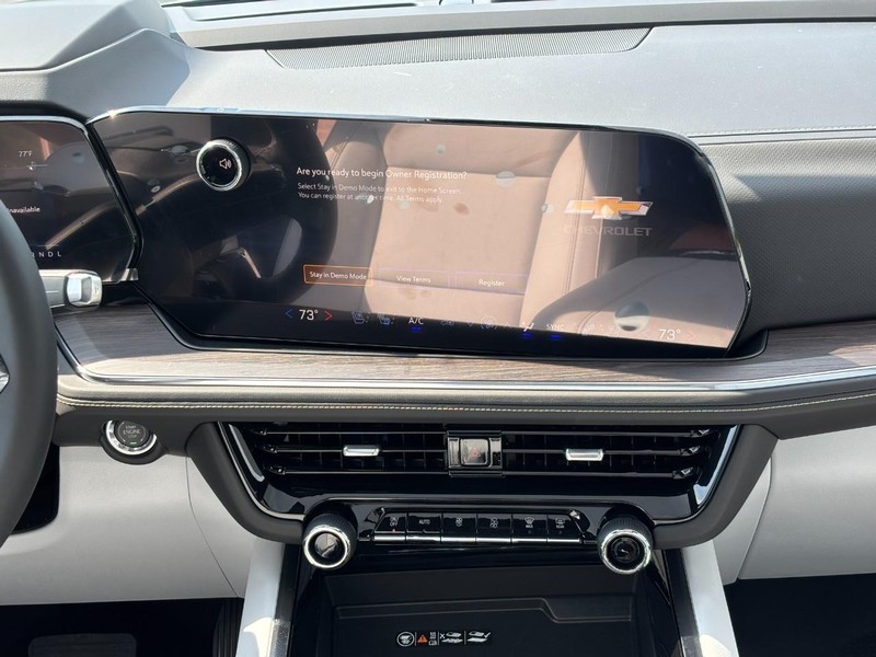 Chevrolet Tahoe Vehicle Full-screen Gallery Image 9