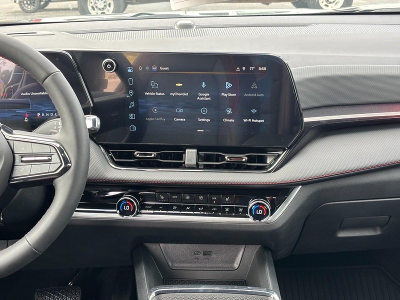 Chevrolet Equinox Vehicle Full-screen Gallery Image 8