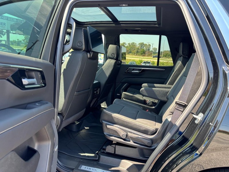 Chevrolet Tahoe Vehicle Full-screen Gallery Image 6